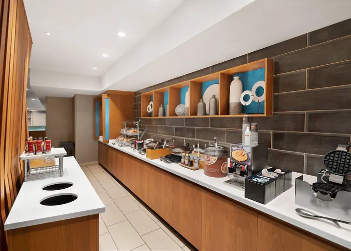 Springhill By Marriott Phoenix Fashion Center Hotel 3*