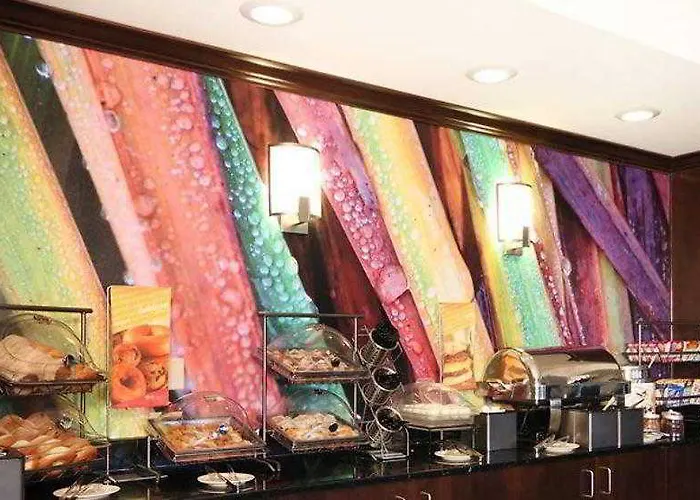 Hotel Springhill By Marriott Phoenix Fashion Center 3*